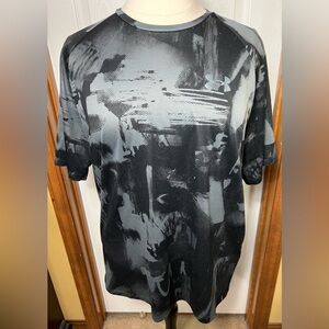Men’s Under Armour Top T Shirt Short Sleeve Black/Gray Dri Fit XXL 2XL